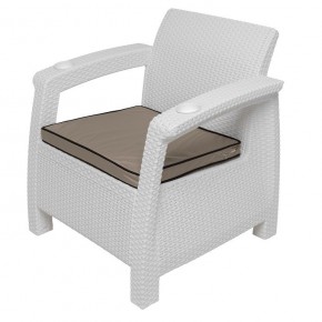 Комплект уличной мебели Yalta Premium Terrace Triple Set (Ялта) белый (+подушки под спину) в Красноуральске - krasnouralsk.mebel-74.com | фото
